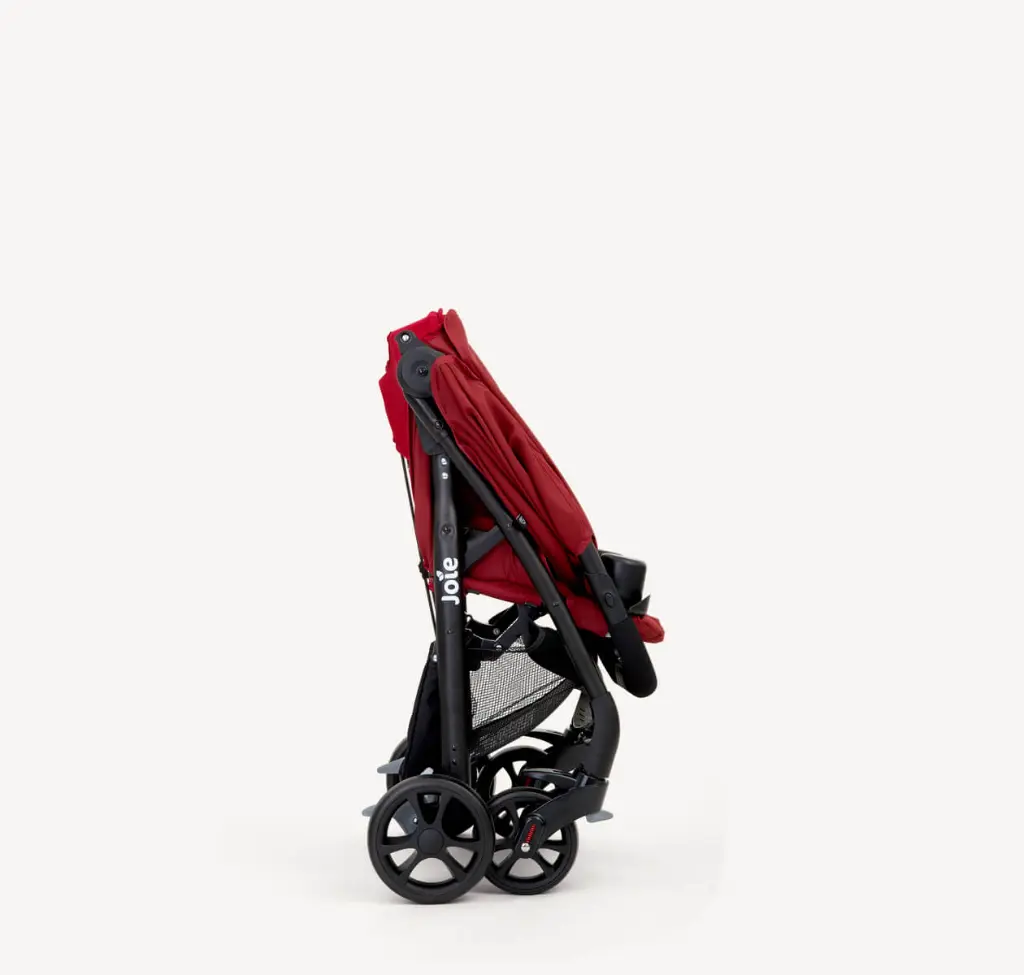 p6-joie-stroller-muzelx-cranberry-folded.webp