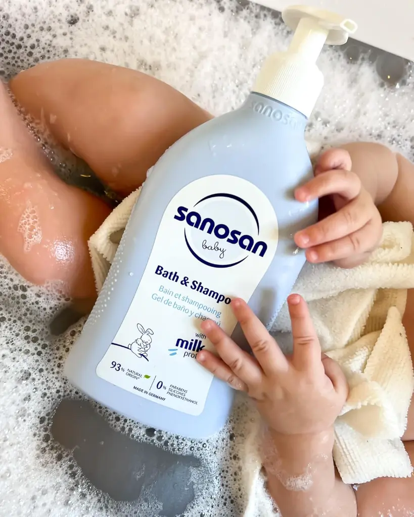 bath and shampoo (2).webp